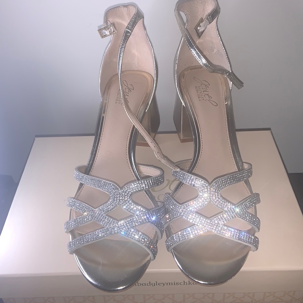 Jewel Badgley Mischka Heels